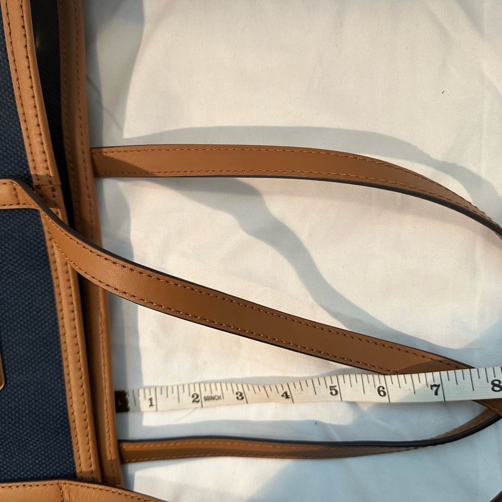 Michael Kors Tote Bag great condition - Picture 8 of 10